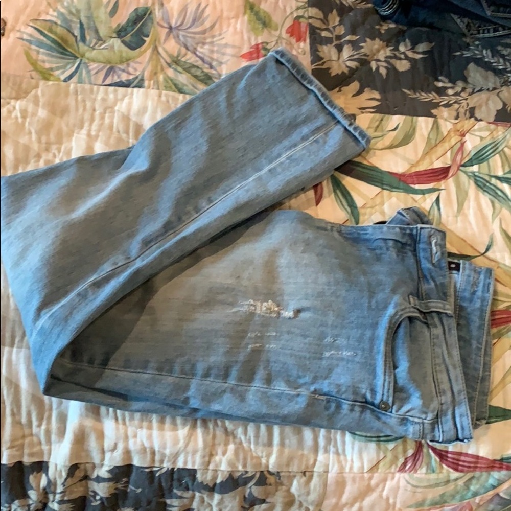 KUT distressed boyfriend crops, size 8